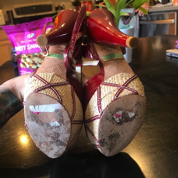 L.a.m.b. Upper red leather pumps - Picture 5 of 7